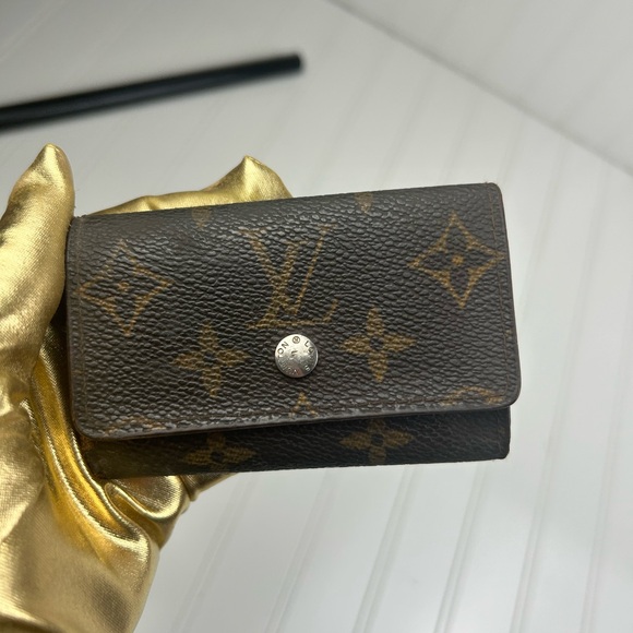 Louis Vuitton Monogram 6 Key Ring Case Wallet - Picture 4 of 13